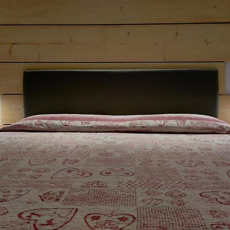 Hotel Garnì Nès Crépes Pozza di Fassa Extérieur photo