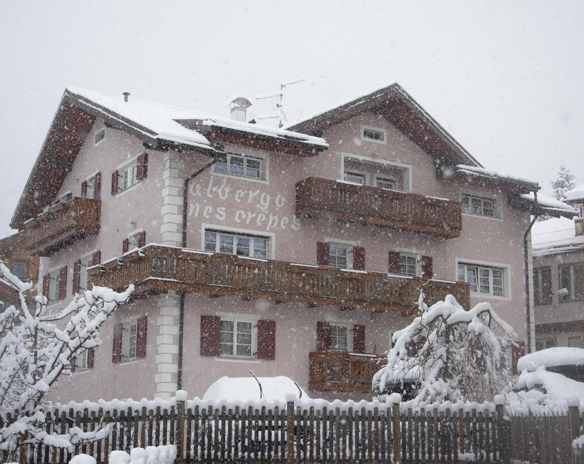 Hotel Garnì Nès Crépes Pozza di Fassa Extérieur photo