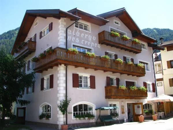 Hotel Garnì Nès Crépes Pozza di Fassa Extérieur photo