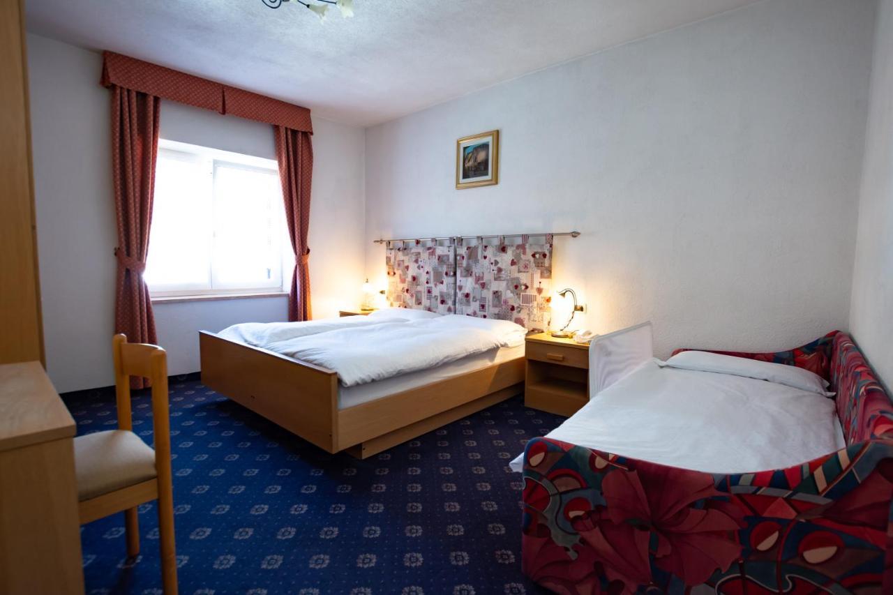 Hotel Garnì Nès Crépes Pozza di Fassa Extérieur photo