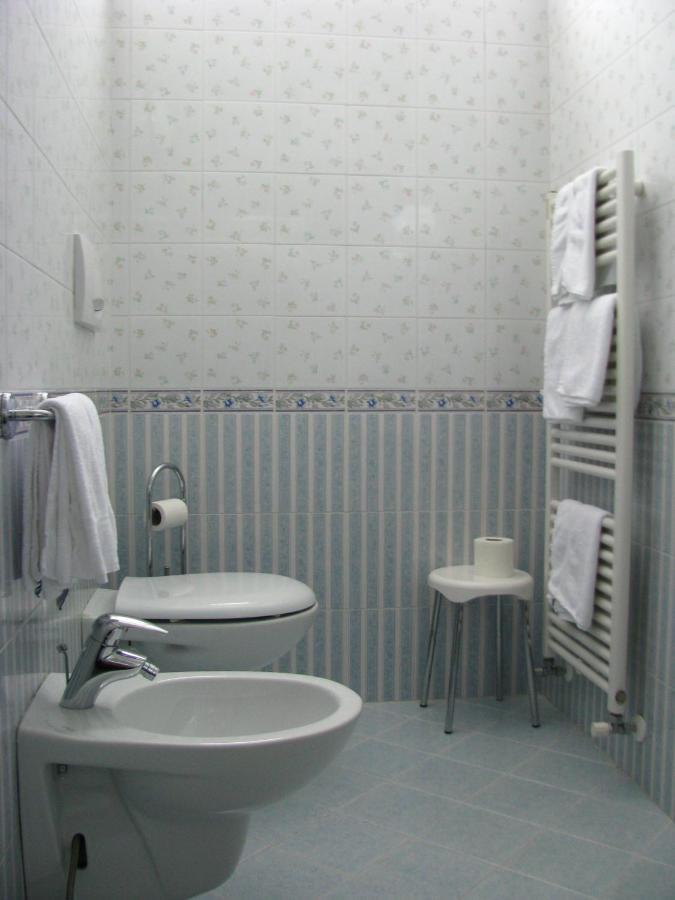 Hotel Garnì Nès Crépes Pozza di Fassa Chambre photo